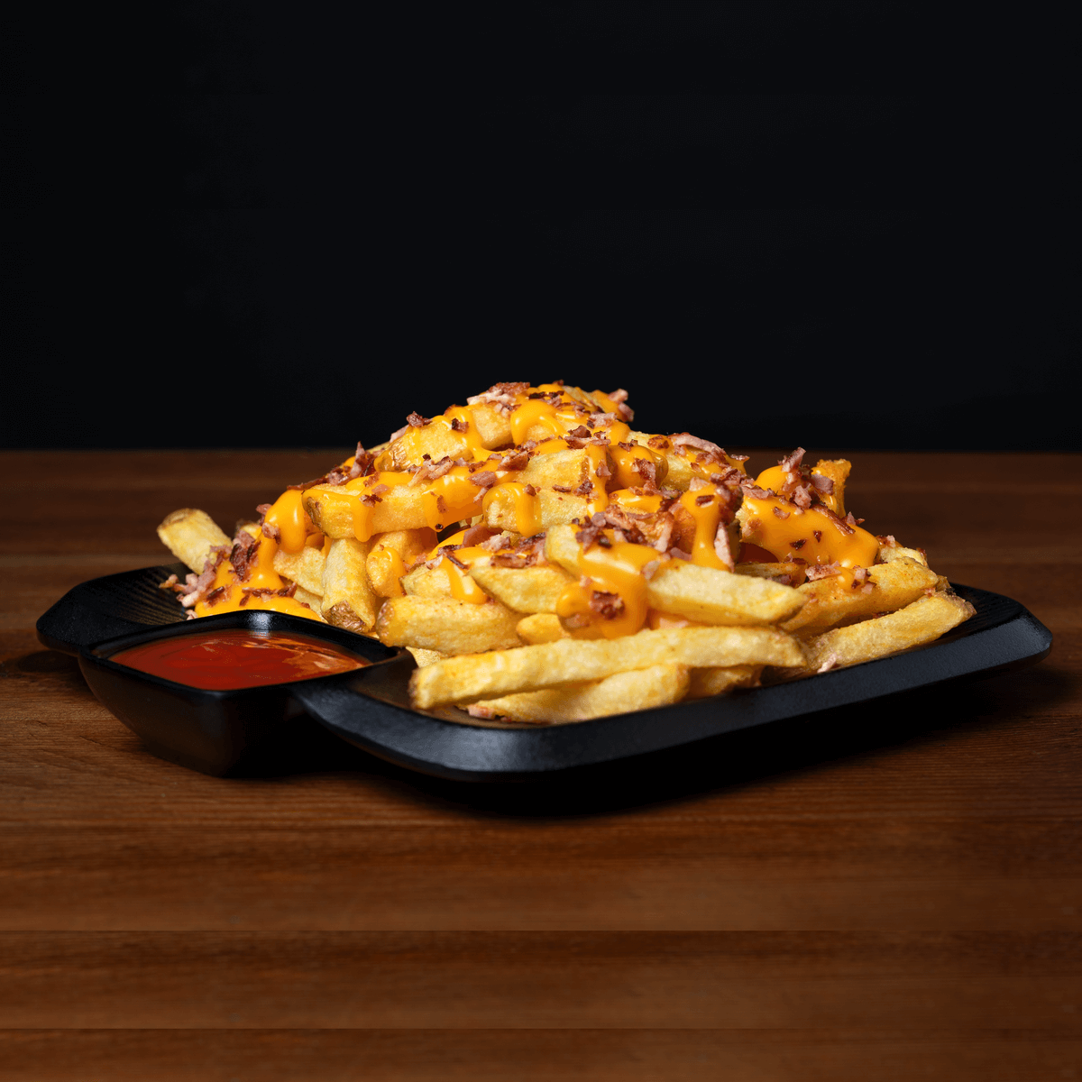 Patatas, queso, bacon Halal